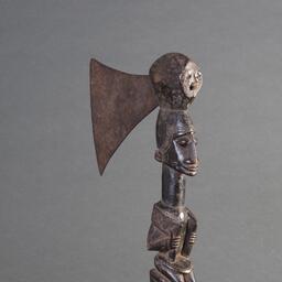 Yoruba ritual spear, Nigeria Wood, metal H. 135 cm The …