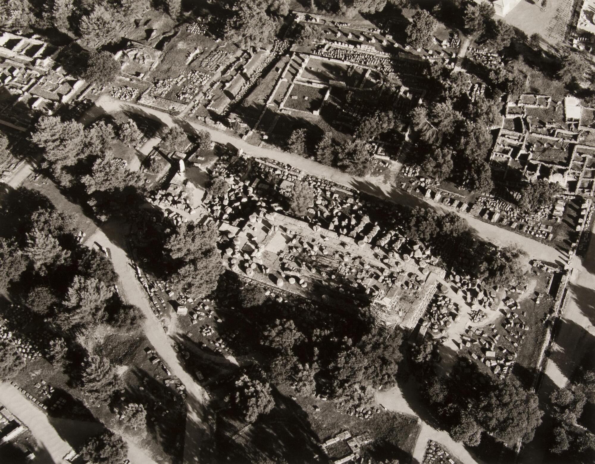 This photograph depicts an aerial view of ancient ruins.